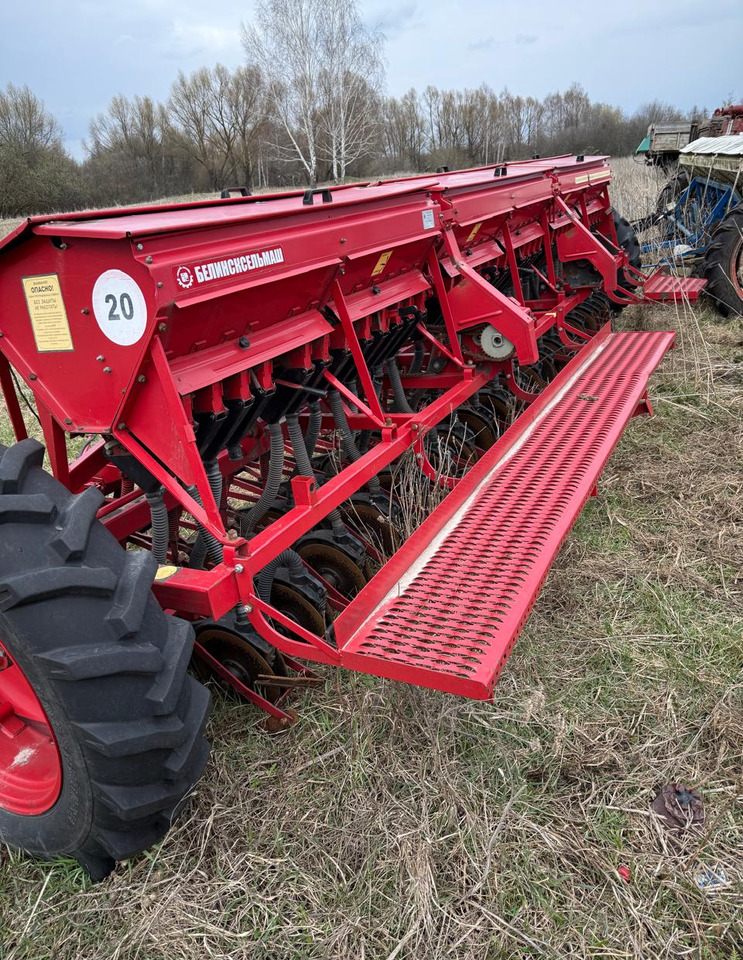 Сеялка Белинсксельмаш СЗ-5.4 - Сеялка: фото 1 Сеялка Белинсксельмаш СЗ-5.4 - Сеялка: фото 1