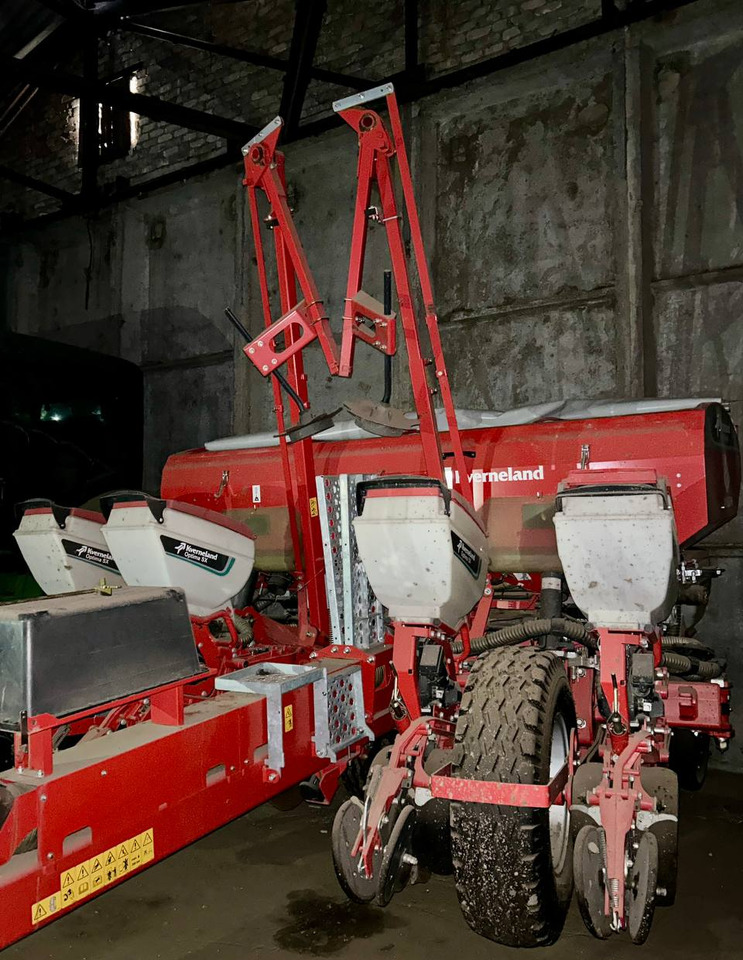 Сеялка Kverneland Optima TF Profi 8 - Сеялка точного высева: фото 4 Сеялка Kverneland Optima TF Profi 8 - Сеялка точного высева: фото 4