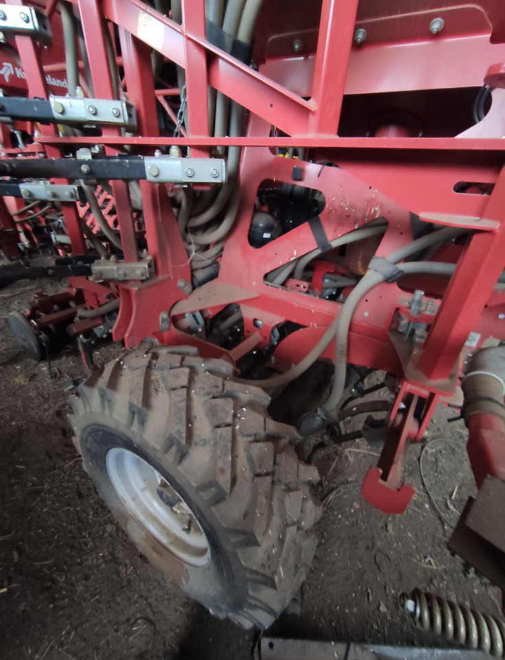 Сеялка Сеялка Kverneland S-Drill 6 м навесная №414: фото 6 Сеялка Сеялка Kverneland S-Drill 6 м навесная №414: фото 6