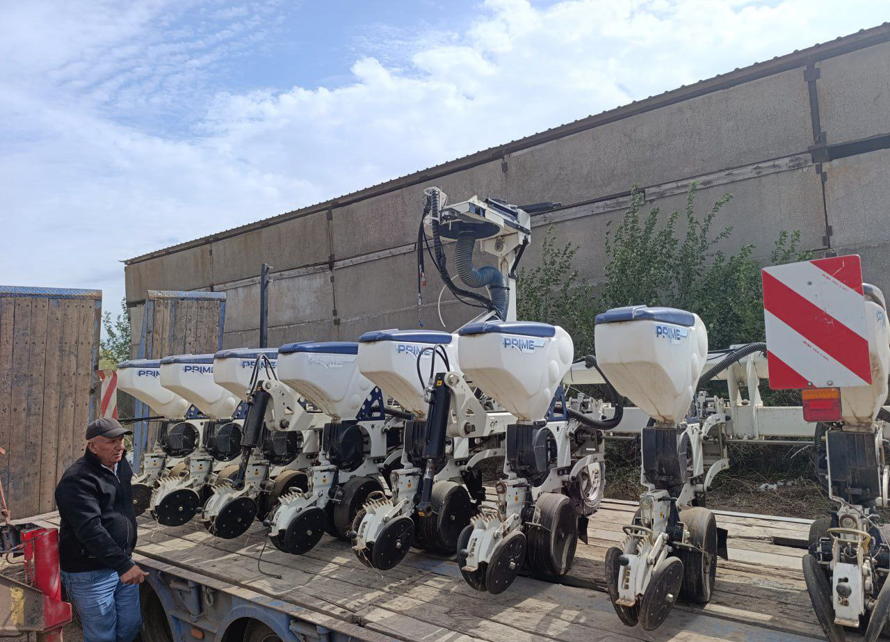 Сеялка QUIVOGNE PROSEM TELES 410/8 - Сеялка точного высева: фото 4 Сеялка QUIVOGNE PROSEM TELES 410/8 - Сеялка точного высева: фото 4