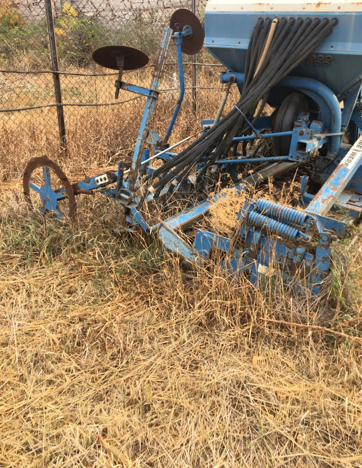 Сеялка пневматическая TurboDrill RABE Т400 А - Сеялка: фото 5 Сеялка пневматическая TurboDrill RABE Т400 А - Сеялка: фото 5