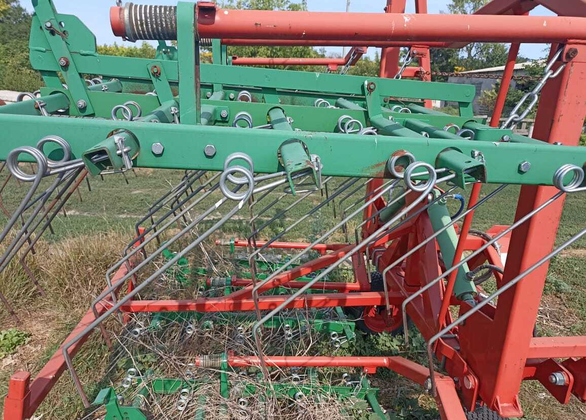 Штригельная борона Unia Akcent 9 - Борона пружинная: фото 3 Штригельная борона Unia Akcent 9 - Борона пружинная: фото 3