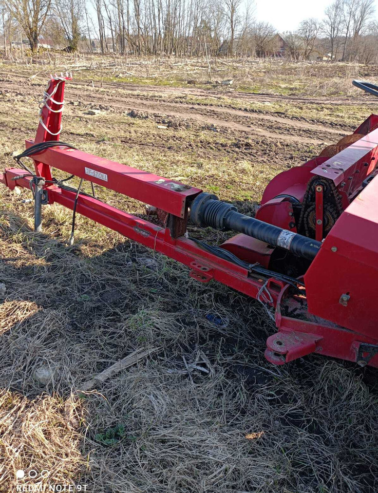 Силосоуборочной Комбайн JF-Stoll FCT 1050 ProTec - Прицепной кормоуборочный комбайн: фото 2 Силосоуборочной Комбайн JF-Stoll FCT 1050 ProTec - Прицепной кормоуборочный комбайн: фото 2