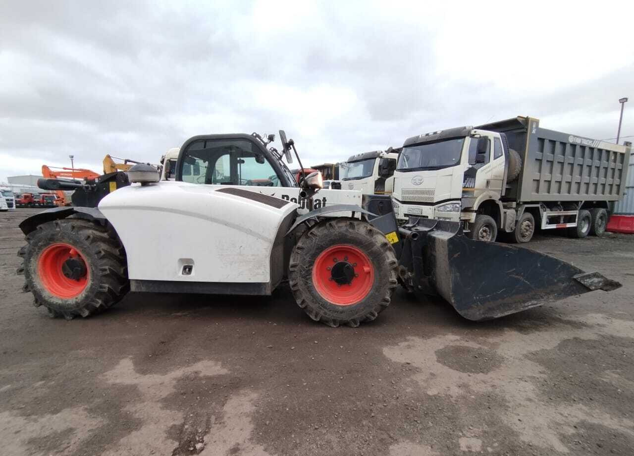 Телескопический погрузчик Bobcat TL26.60DB - Телескопический погрузчик: фото 1 Телескопический погрузчик Bobcat TL26.60DB - Телескопический погрузчик: фото 1