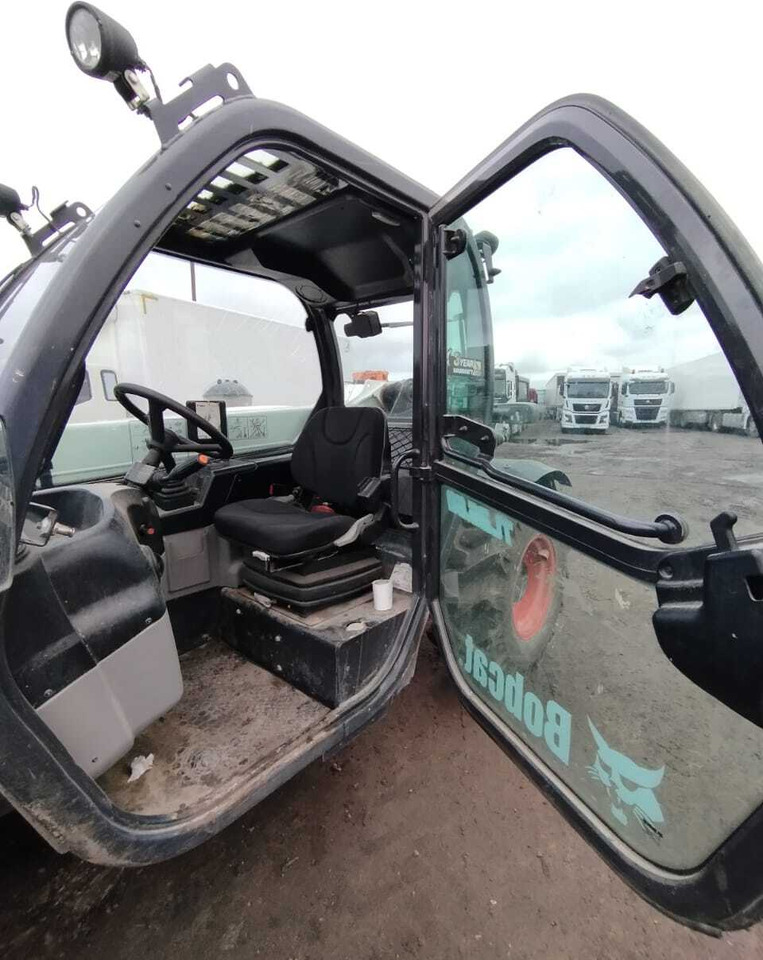 Телескопический погрузчик Телескопический погрузчик Bobcat TL26.60DB: фото 8