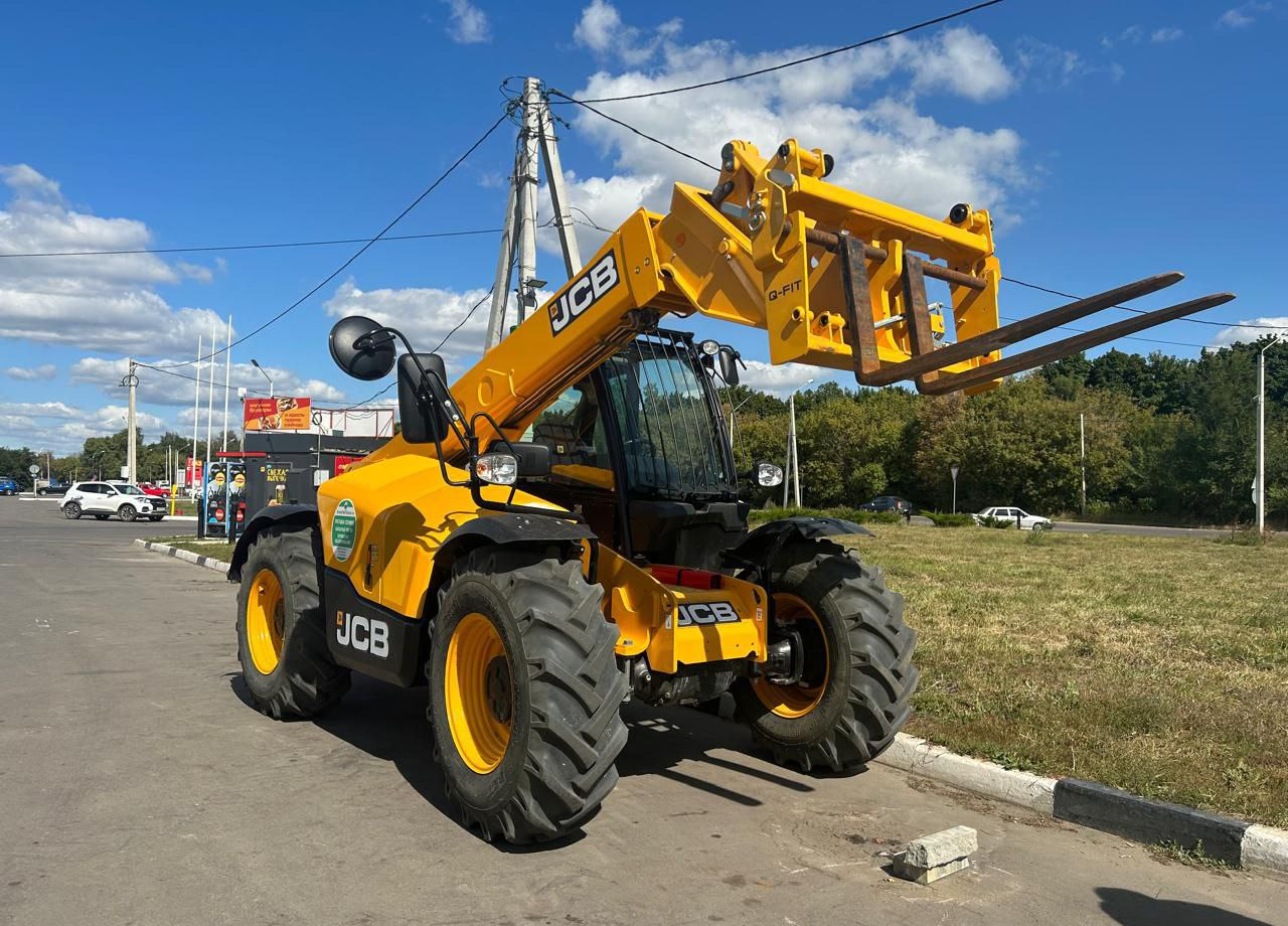 Телескопический погрузчик JCB 531-70 - Телескопический погрузчик: фото 1 Телескопический погрузчик JCB 531-70 - Телескопический погрузчик: фото 1