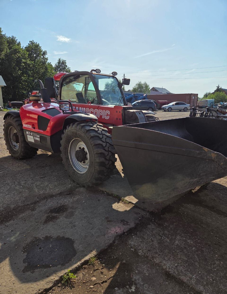 Телескопический погрузчик Manitou MLT-X 735 LSU Turbo - Телескопический погрузчик: фото 2 Телескопический погрузчик Manitou MLT-X 735 LSU Turbo - Телескопический погрузчик: фото 2