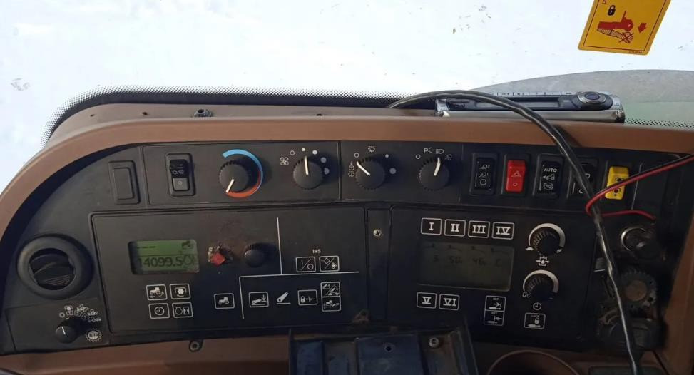 Трактор Трактор John Deere 8430: фото 10