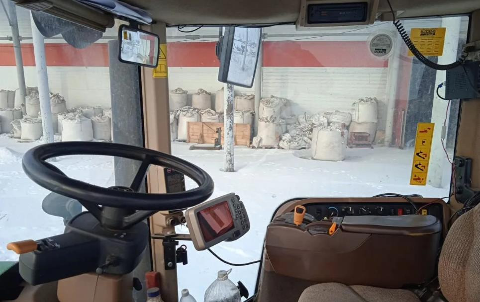 Трактор Трактор John Deere 8430: фото 7