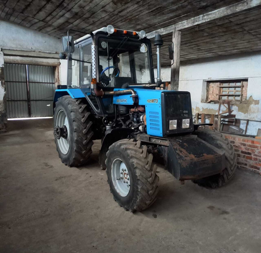 Трактор МТЗ 1025 - Трактор: фото 1 Трактор МТЗ 1025 - Трактор: фото 1