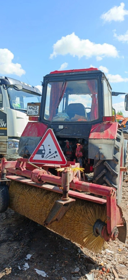 Трактор МТЗ 1221.3 - Трактор: фото 4 Трактор МТЗ 1221.3 - Трактор: фото 4