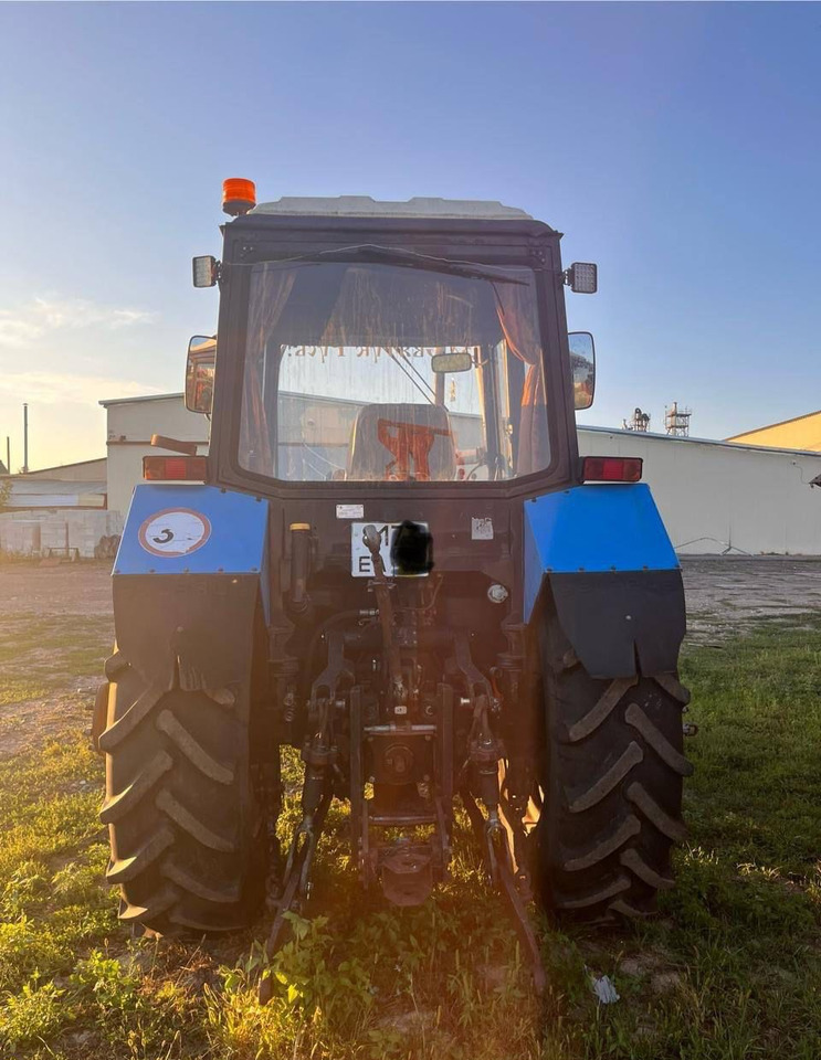 Трактор МТЗ-1221 - Трактор: фото 4 Трактор МТЗ-1221 - Трактор: фото 4