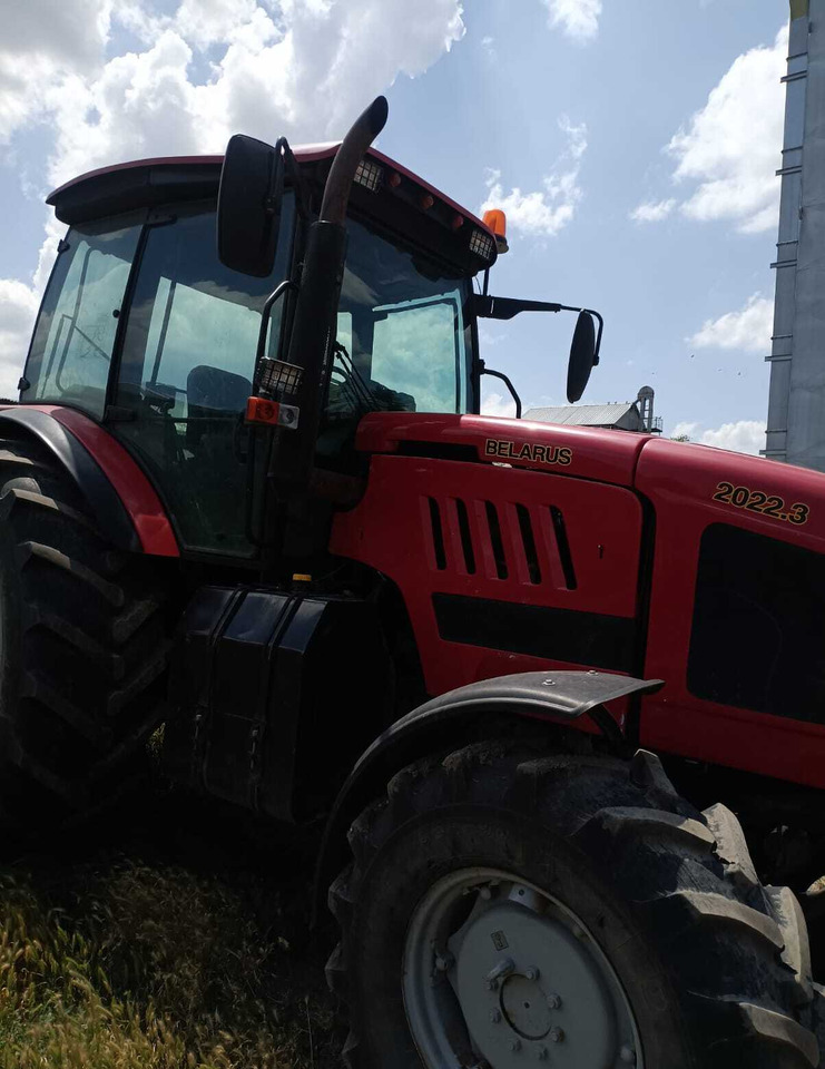 Трактор МТЗ 2022.3 - Трактор: фото 3 Трактор МТЗ 2022.3 - Трактор: фото 3