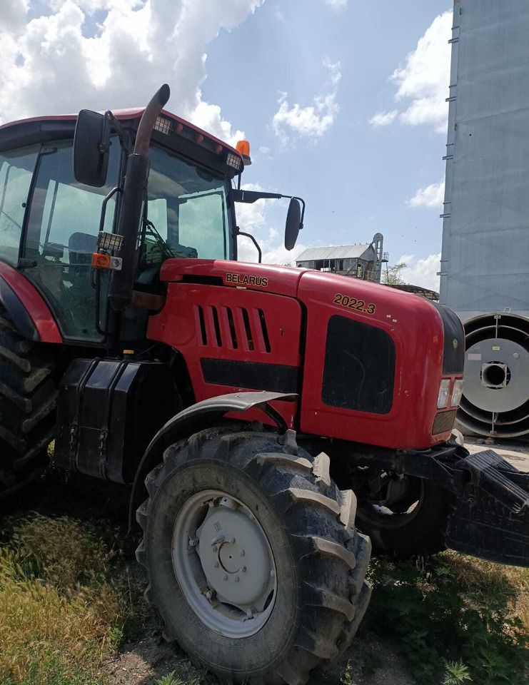 Трактор МТЗ 2022.3 - Трактор: фото 4 Трактор МТЗ 2022.3 - Трактор: фото 4