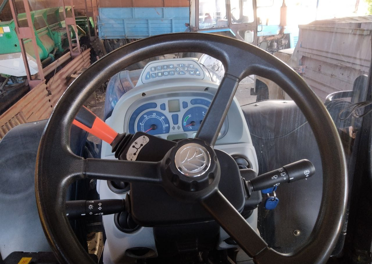 Трактор Трактор NEW HOLLAND T7060: фото 6