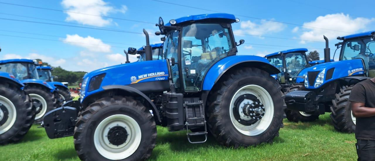 Трактор Трактор New Holland T7060: фото 6