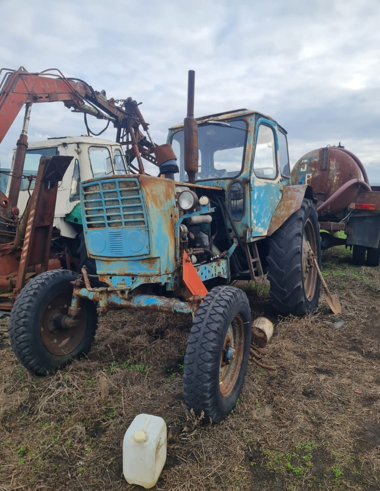 Трактор ЮМЗ-6 - Трактор: фото 1 Трактор ЮМЗ-6 - Трактор: фото 1