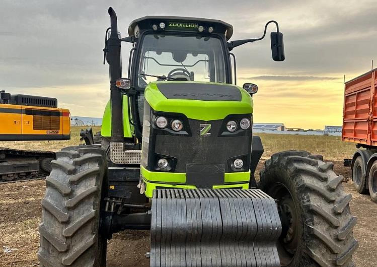 Трактор Zoomlion PL2304-1 - Трактор: фото 2 Трактор Zoomlion PL2304-1 - Трактор: фото 2