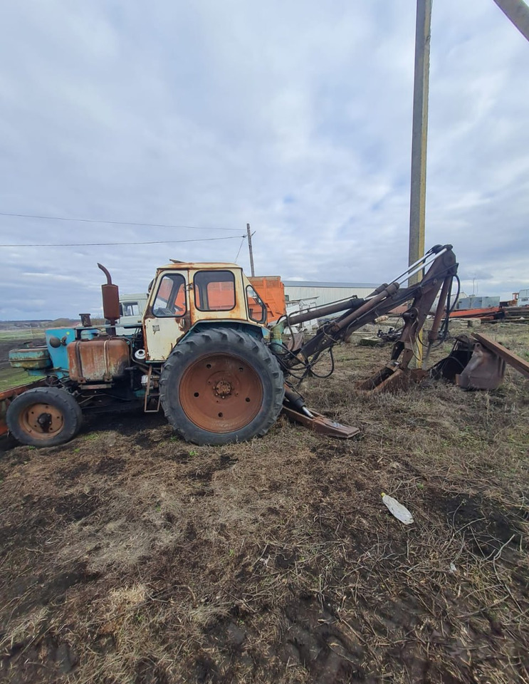 Трактор- экскаватор ЮМЗ-6 - Трактор: фото 1 Трактор- экскаватор ЮМЗ-6 - Трактор: фото 1