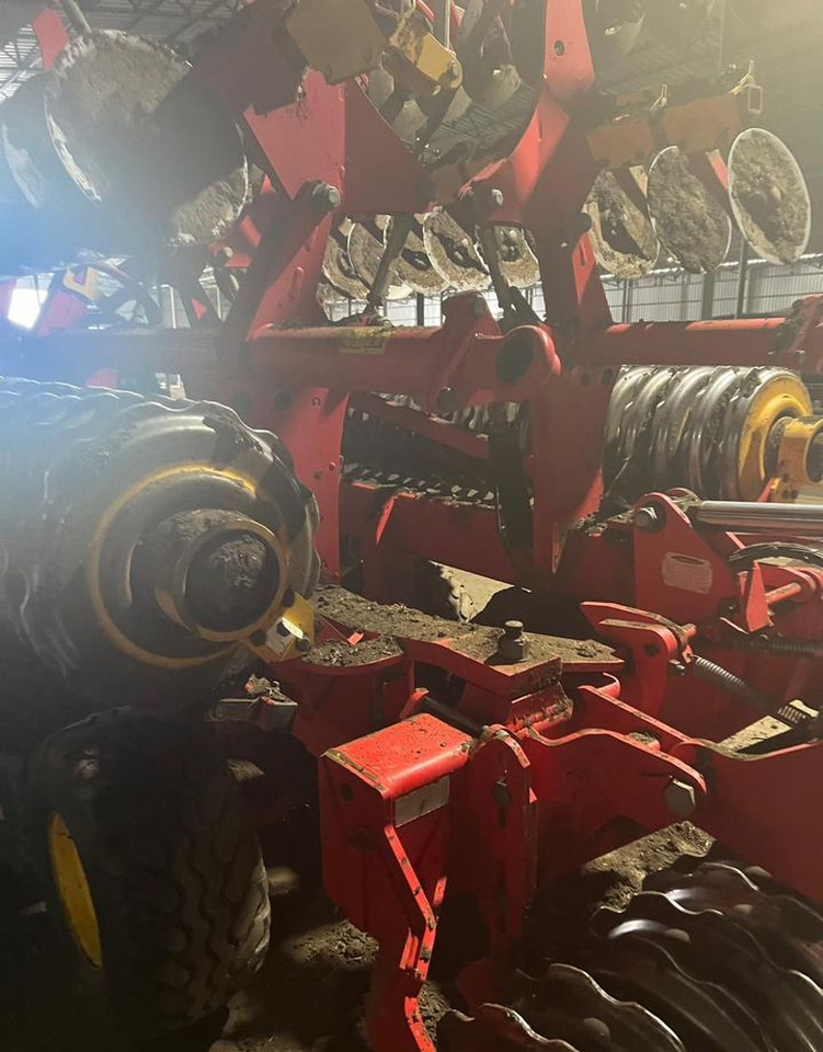 Дисковая борона Vaderstad Carrier 820: фото 9