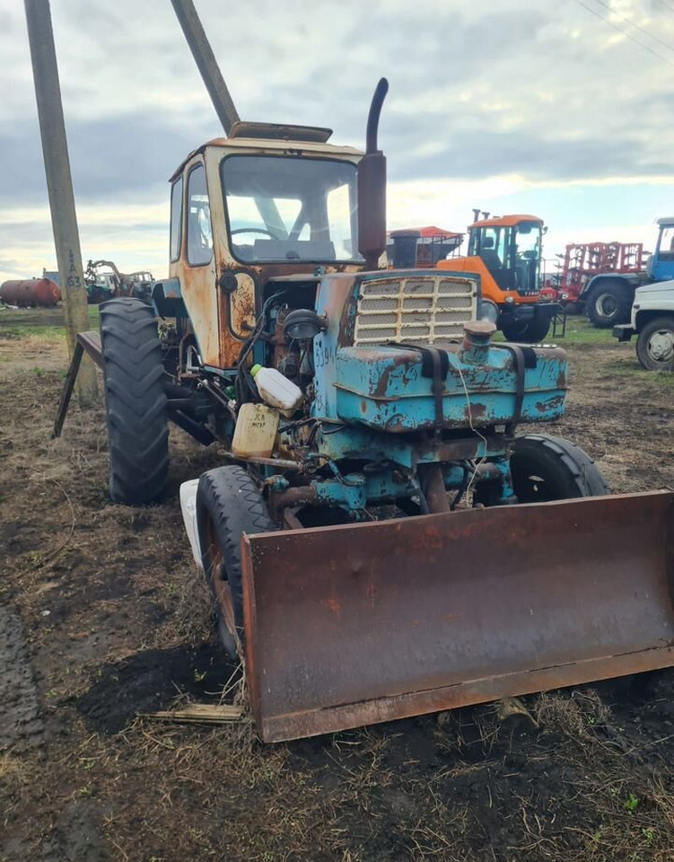 ЮМЗ 6АЛ - Трактор: фото 2 ЮМЗ 6АЛ - Трактор: фото 2