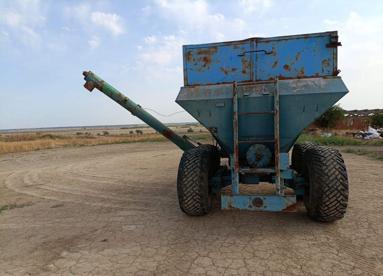 Завод Кобзаренко БНП-12 - Сельскохозяйственный прицеп: фото 3 Завод Кобзаренко БНП-12 - Сельскохозяйственный прицеп: фото 3