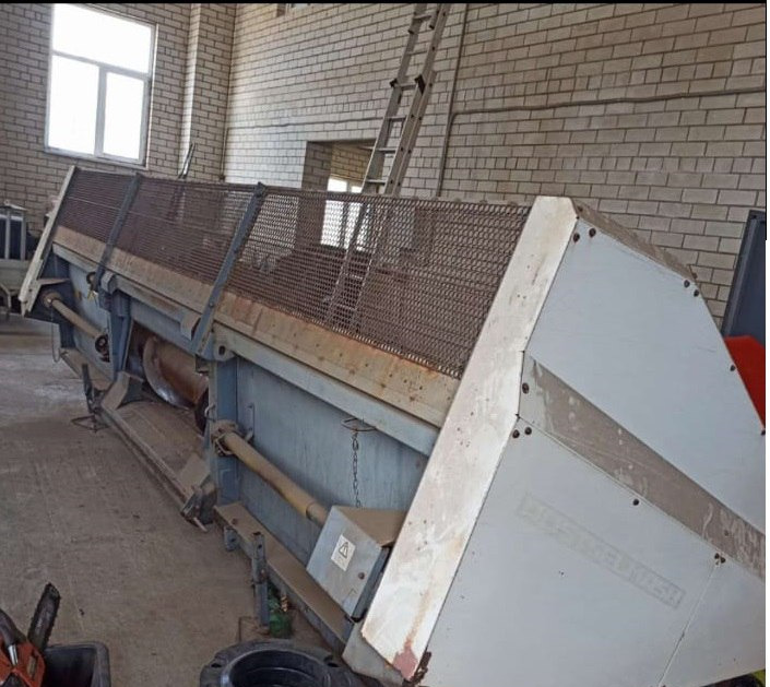 Жатка для уборки подсолнечника Falcon-870 - Жатка для подсолнечника: фото 3 Жатка для уборки подсолнечника Falcon-870 - Жатка для подсолнечника: фото 3