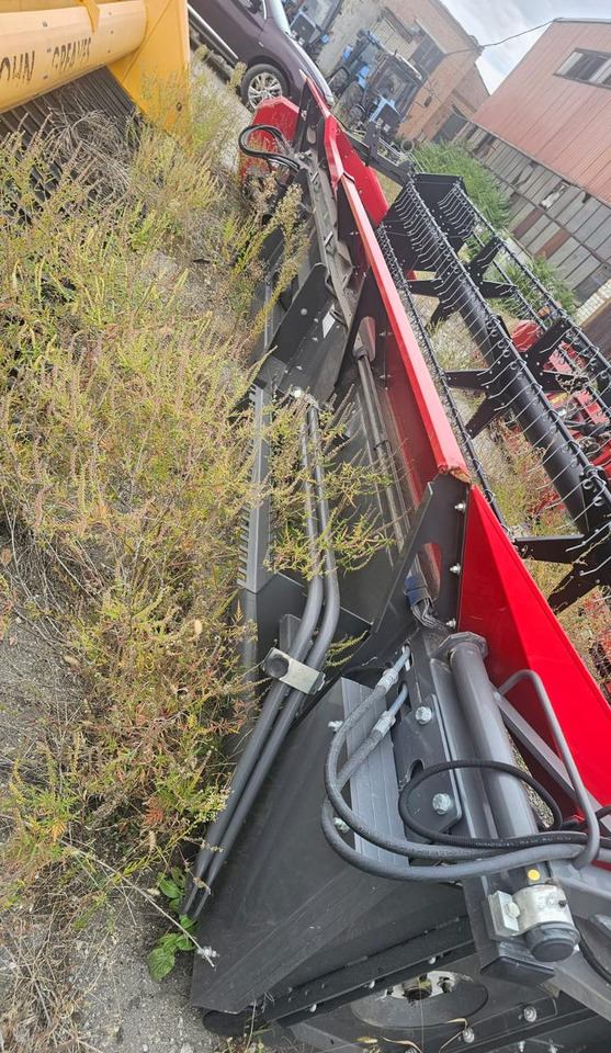 Жатка для уборки сои AGCO 7325 - Навесное оборудование для комбайна: фото 5 Жатка для уборки сои AGCO 7325 - Навесное оборудование для комбайна: фото 5