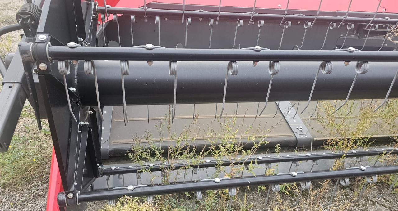 Жатка для уборки сои AGCO 7325 - Навесное оборудование для комбайна: фото 4 Жатка для уборки сои AGCO 7325 - Навесное оборудование для комбайна: фото 4