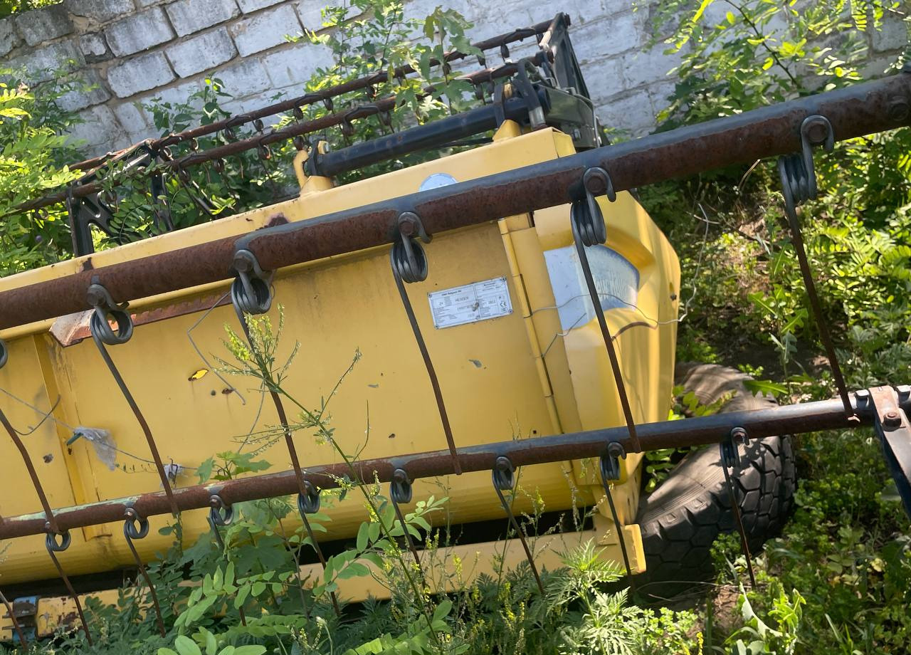 Жатка зерновая New Holland 24 - Жатка зерновая: фото 4 Жатка зерновая New Holland 24 - Жатка зерновая: фото 4