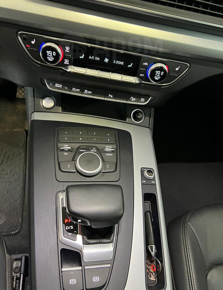 Легковой автомобиль Audi Q5: фото 17