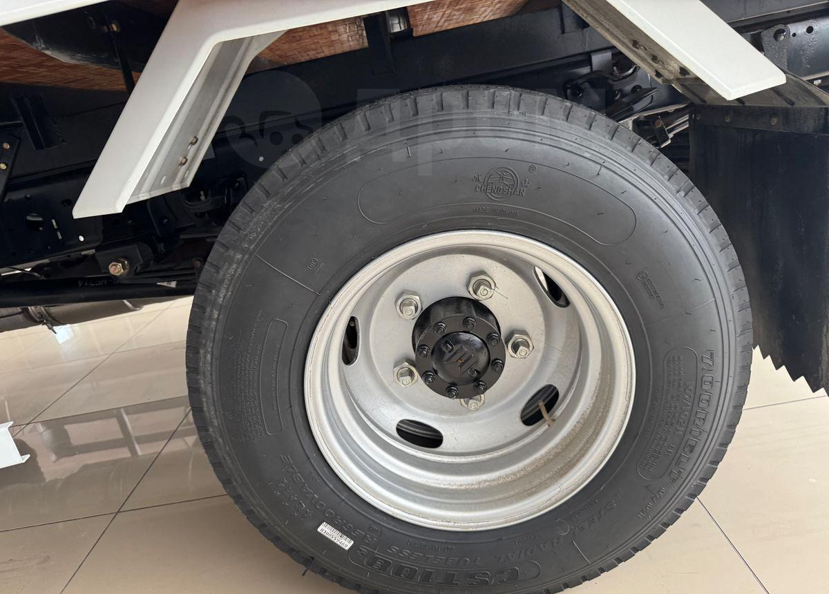 Новый Грузовик с закрытым кузовом Isuzu 100P: фото 21 Новый Грузовик с закрытым кузовом Isuzu 100P: фото 21