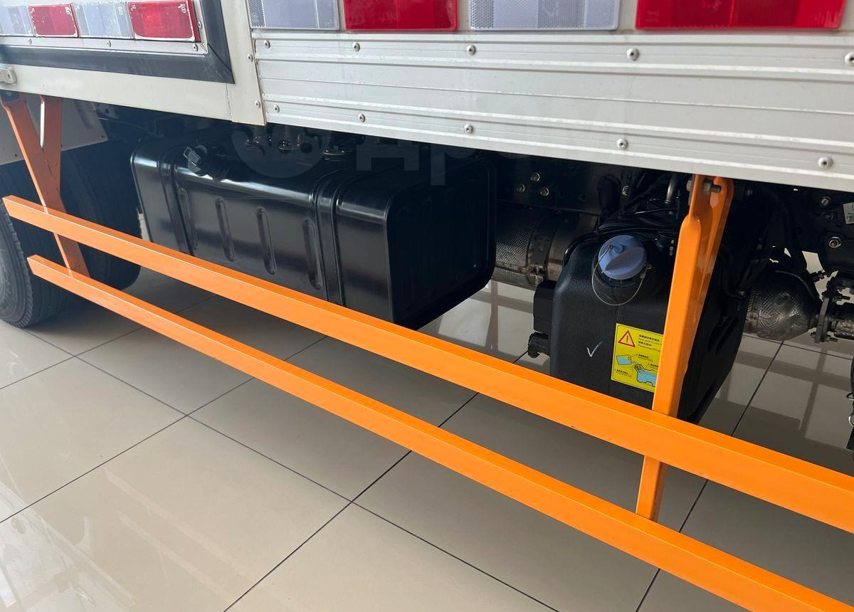 Новый Грузовик с закрытым кузовом Isuzu Elf: фото 11 Новый Грузовик с закрытым кузовом Isuzu Elf: фото 11