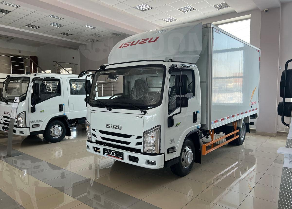 Isuzu Elf - Грузовик с закрытым кузовом: фото 2 Isuzu Elf - Грузовик с закрытым кузовом: фото 2