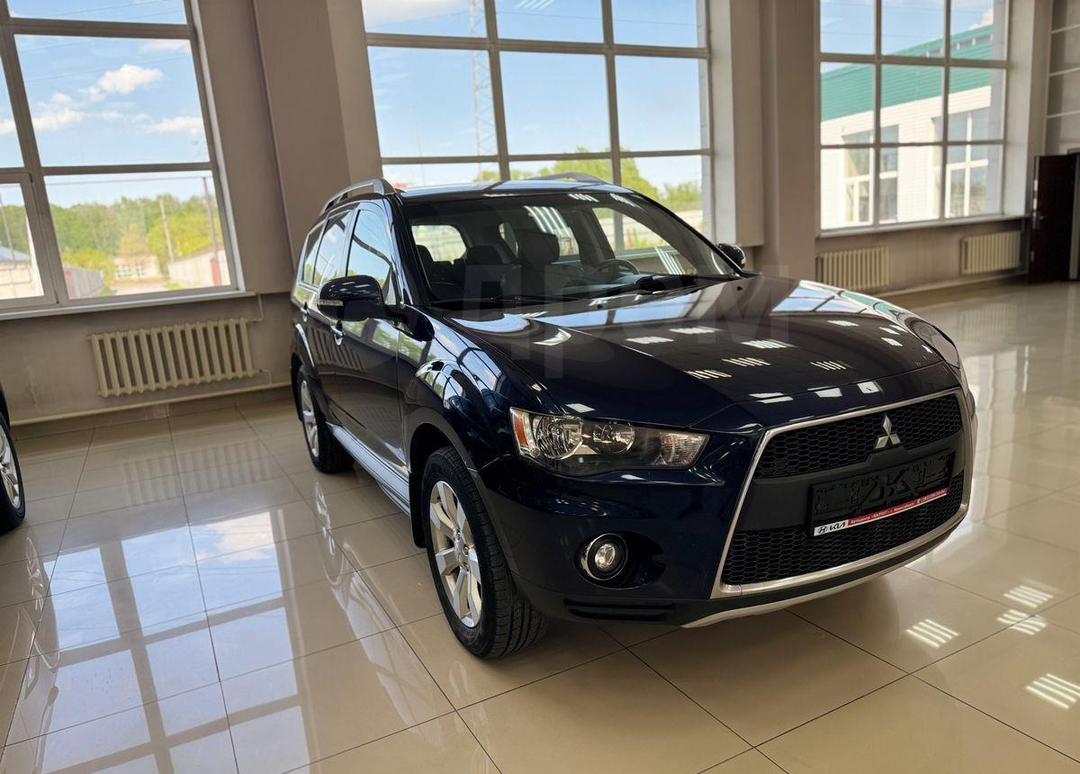Mitsubishi Outlander - Легковой автомобиль: фото 3 Mitsubishi Outlander - Легковой автомобиль: фото 3