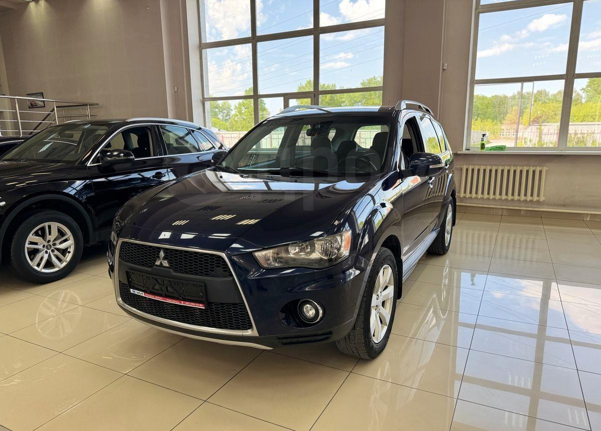 Mitsubishi Outlander - Легковой автомобиль: фото 4 Mitsubishi Outlander - Легковой автомобиль: фото 4