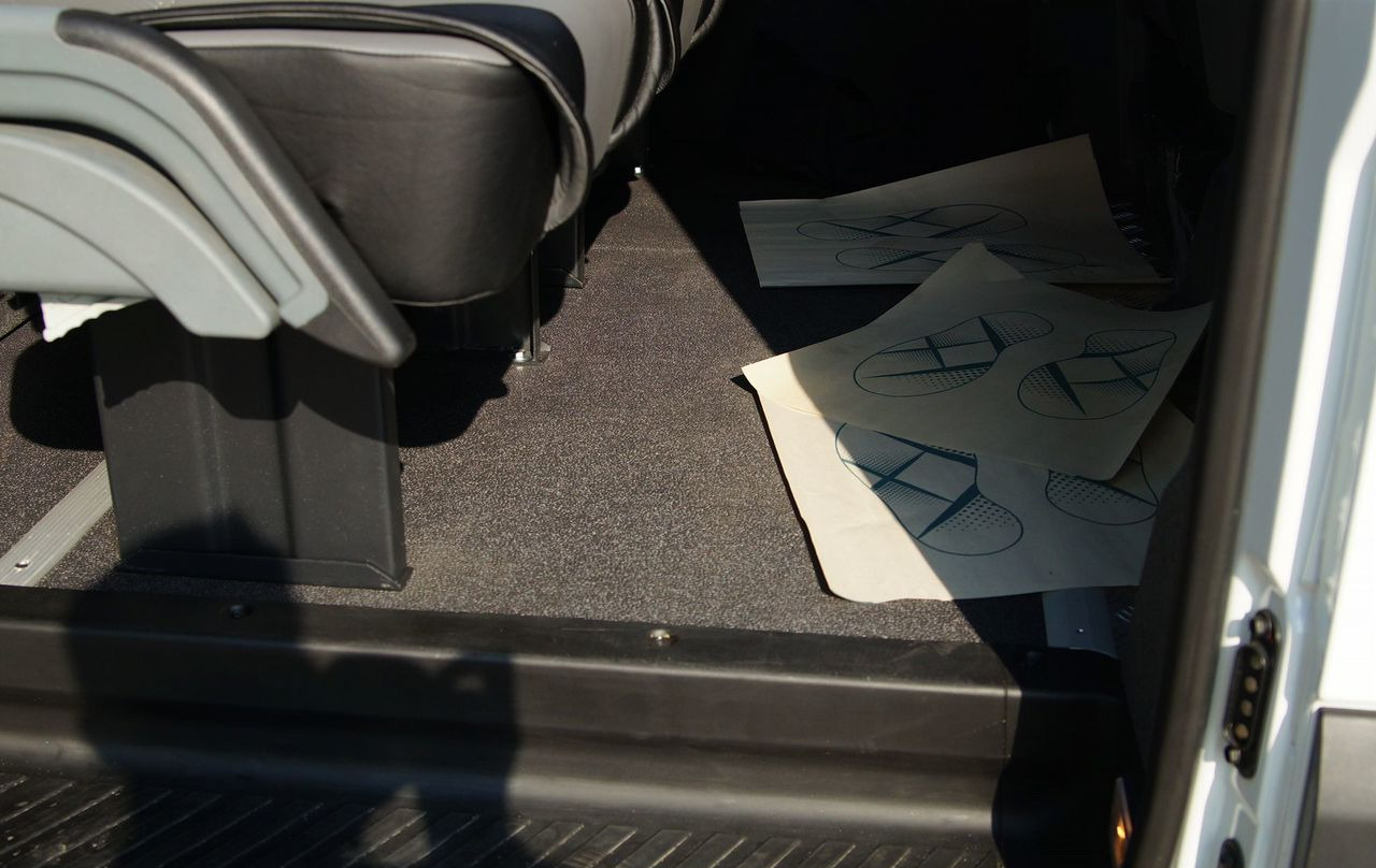 Новый Цельнометаллический фургон, Грузопассажирский фургон МАЗ 365022: фото 10