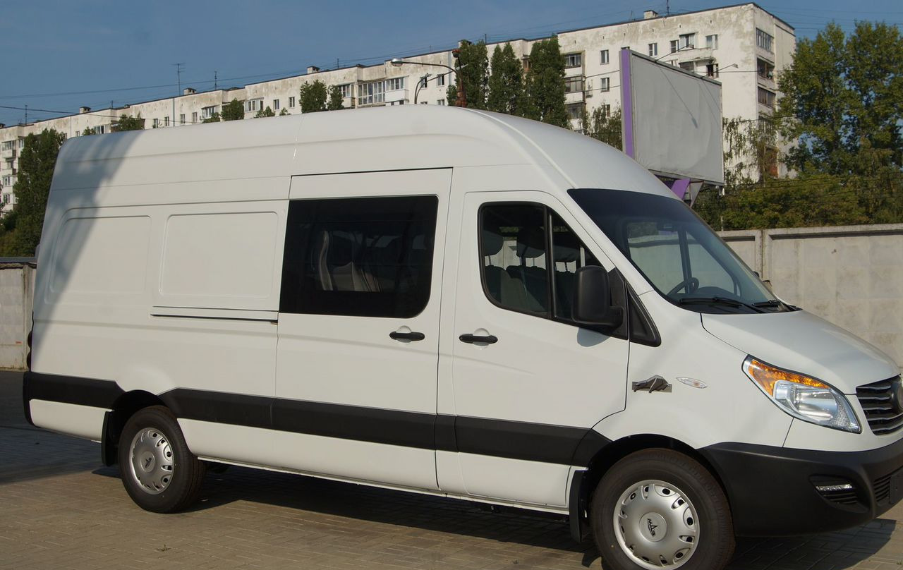 МАЗ 365022 - Цельнометаллический фургон, Грузопассажирский фургон: фото 3 МАЗ 365022 - Цельнометаллический фургон, Грузопассажирский фургон: фото 3