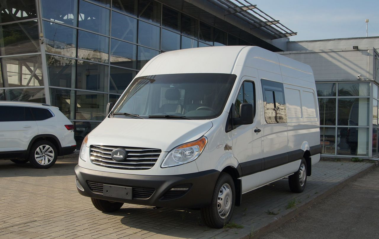 МАЗ 365022 - Цельнометаллический фургон, Грузопассажирский фургон: фото 1 МАЗ 365022 - Цельнометаллический фургон, Грузопассажирский фургон: фото 1