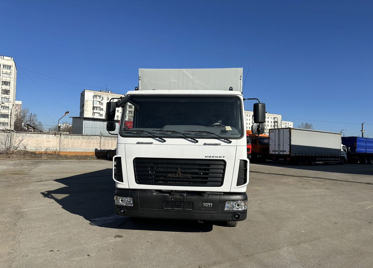 МАЗ 437121-532-000 - Тентованный грузовик: фото 3 МАЗ 437121-532-000 - Тентованный грузовик: фото 3