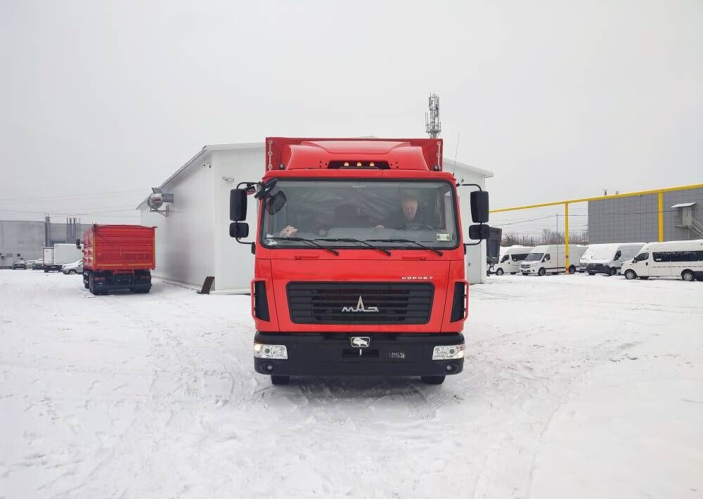 МАЗ 437121-540-000 - Тентованный грузовик: фото 2 МАЗ 437121-540-000 - Тентованный грузовик: фото 2