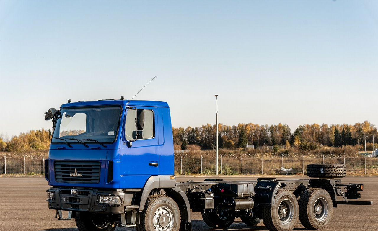 МАЗ 630226-5575-060 - Грузовик-шасси: фото 1 МАЗ 630226-5575-060 - Грузовик-шасси: фото 1