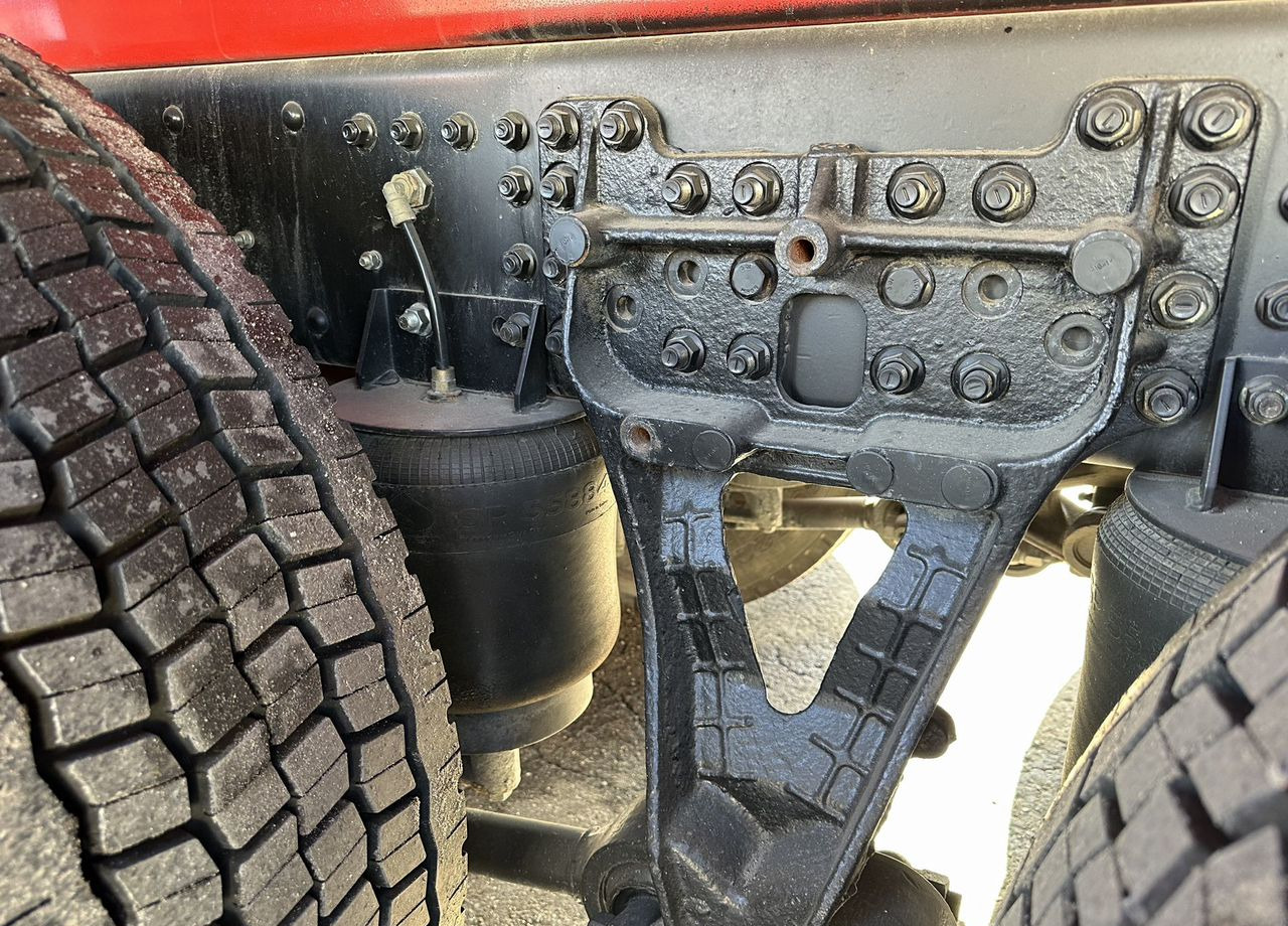 Новый Самосвал МАЗ 63122J-8535-030: фото 9