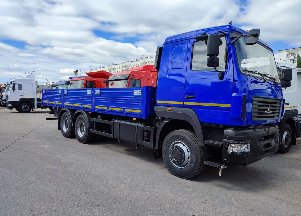 МАЗ 6312С5-8521-015 - Грузовик бортовой/ Платформа: фото 2 МАЗ 6312С5-8521-015 - Грузовик бортовой/ Платформа: фото 2