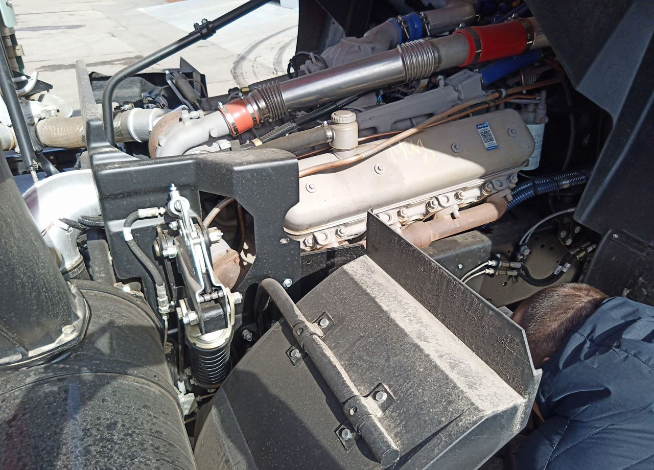 Новый Самосвал МАЗ 650108-8230-005: фото 7