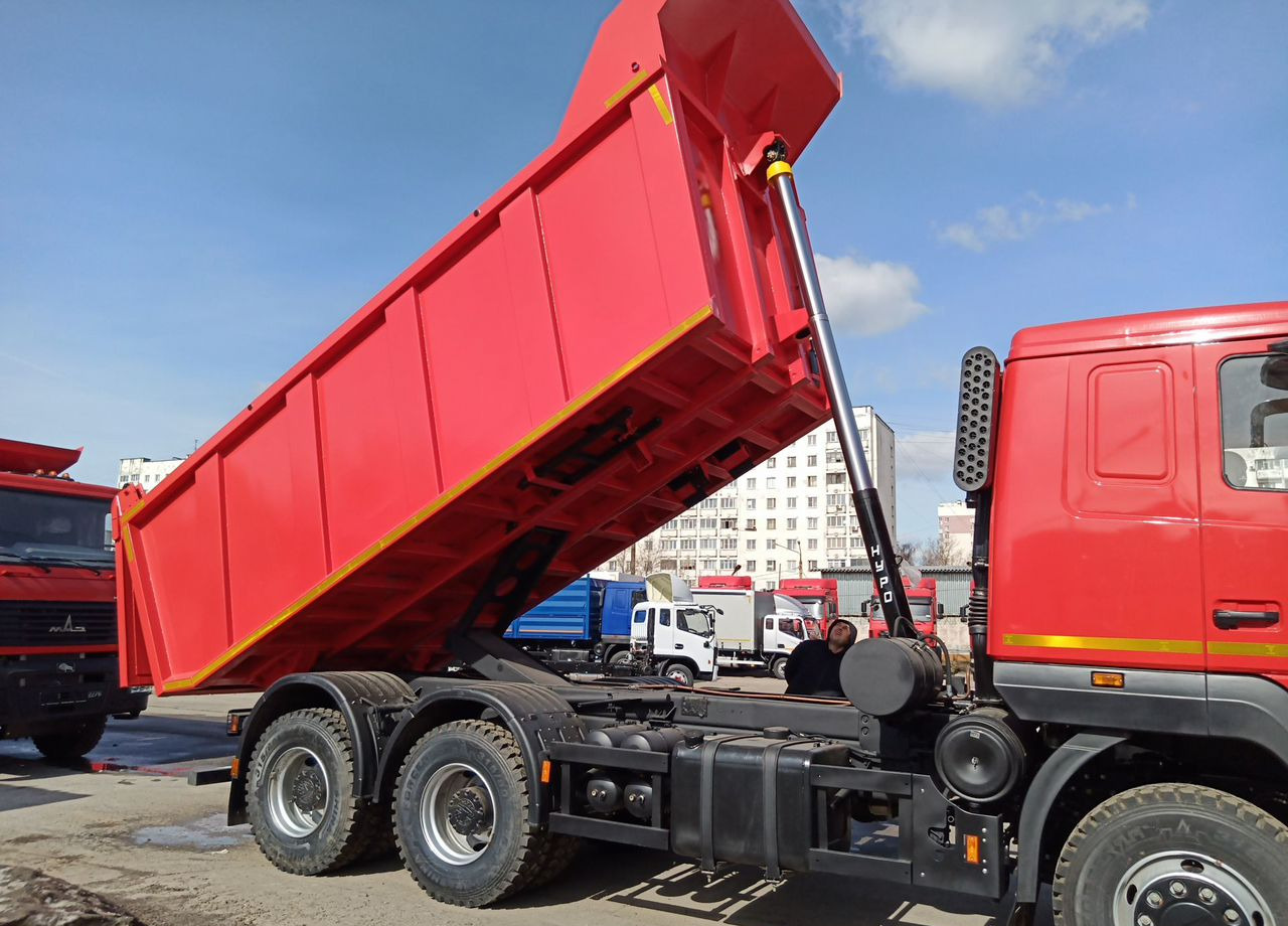МАЗ 650108-8230-005 - Самосвал: фото 2 МАЗ 650108-8230-005 - Самосвал: фото 2