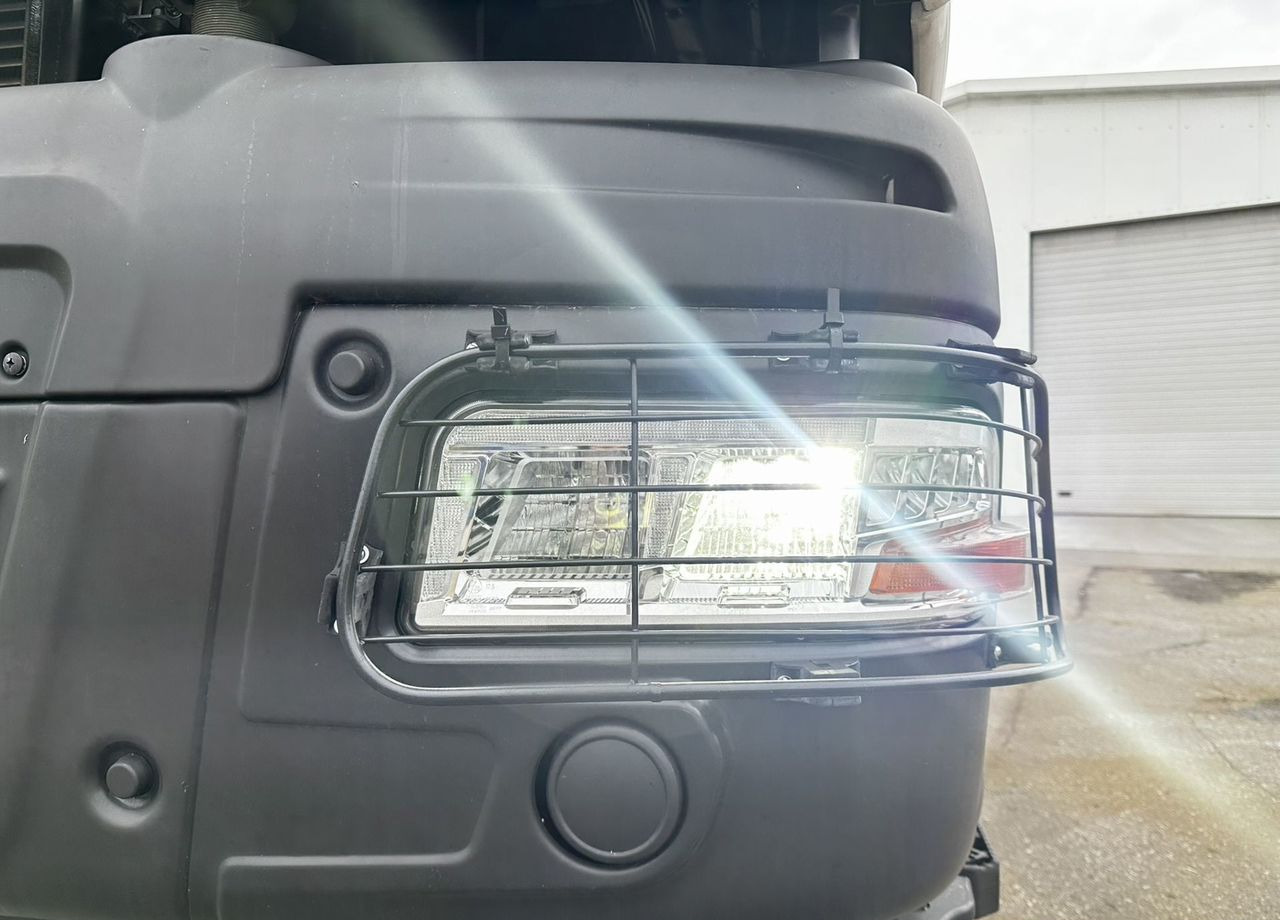 Новый Крюковой мультилифт МАЗ 695028: фото 8 Новый Крюковой мультилифт МАЗ 695028: фото 8