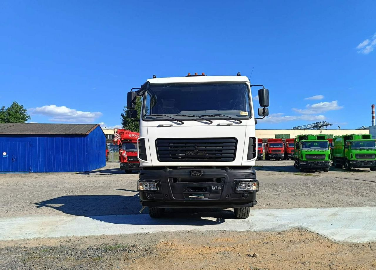 МАЗ 695028 - Крюковой мультилифт: фото 4 МАЗ 695028 - Крюковой мультилифт: фото 4