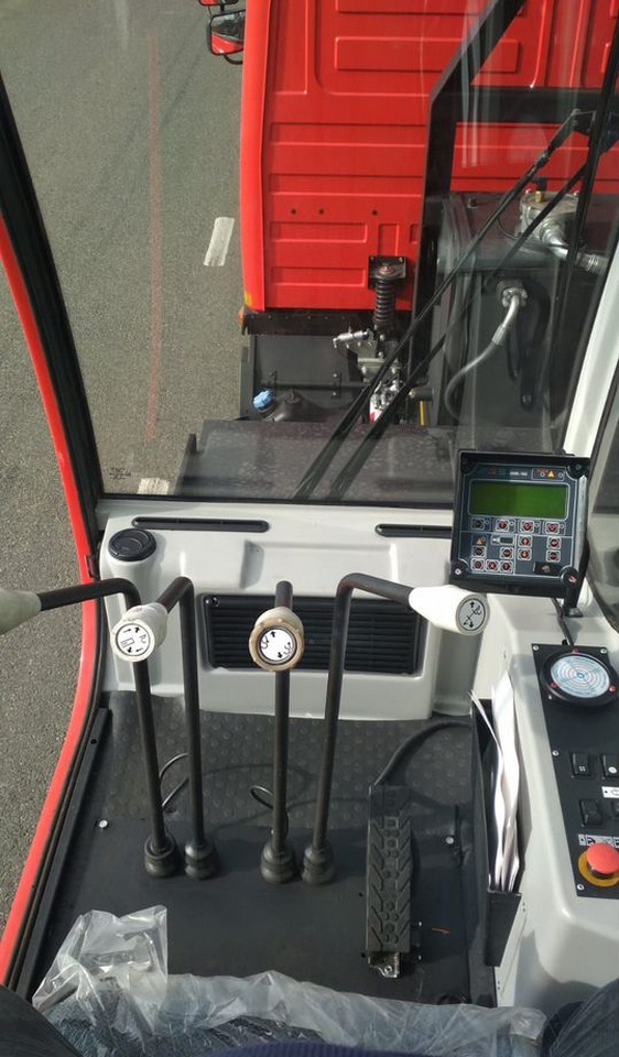 МАЗ КС-45729А-С-02 - Мобильный кран: фото 5 МАЗ КС-45729А-С-02 - Мобильный кран: фото 5