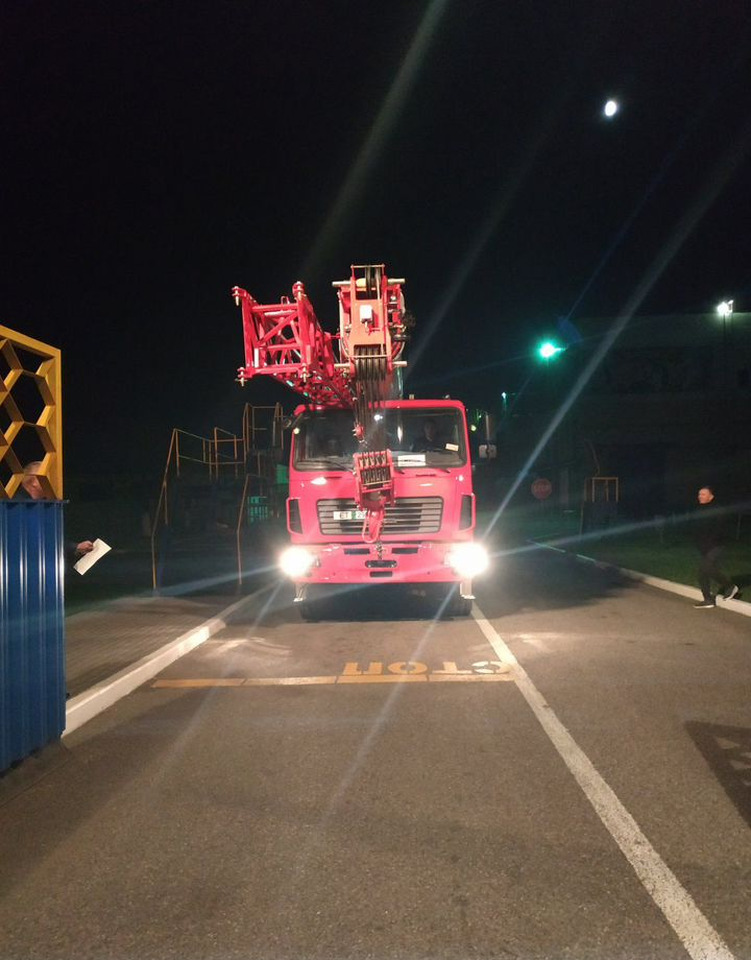 МАЗ КС-5575BY-C - Мобильный кран: фото 4 МАЗ КС-5575BY-C - Мобильный кран: фото 4